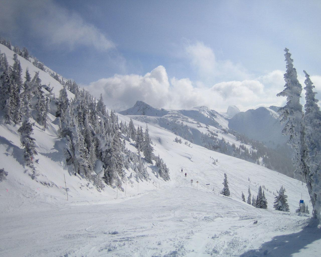 Revelstoke - Long Spike Run Wallpaper #3 1280 x 1024 